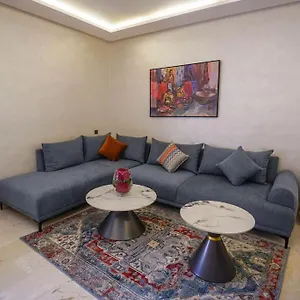 Apartment Spacieux Et Luxueux, Marrakesh